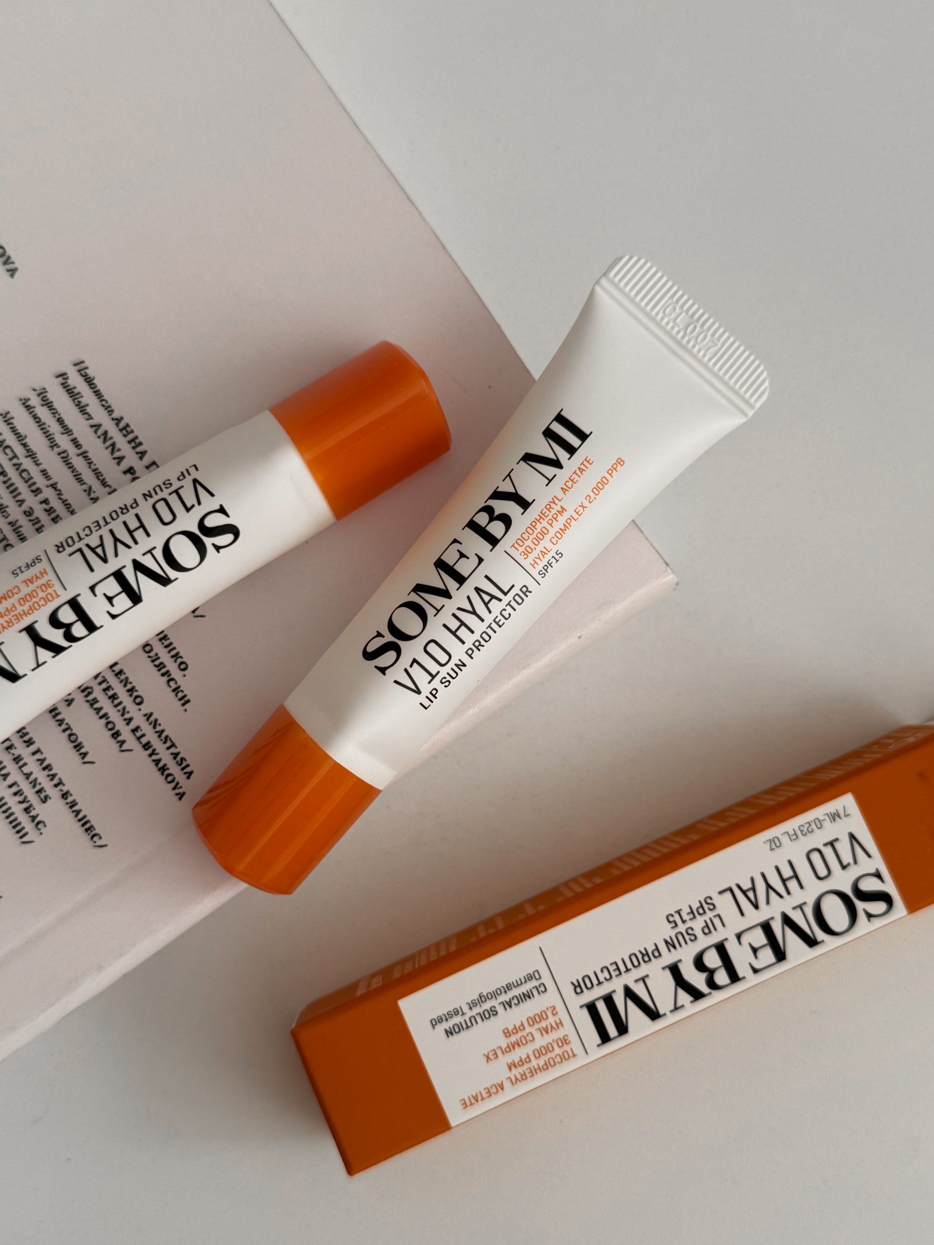 بالم لب ضدآفتاب V10 HYAL – Some By Mi